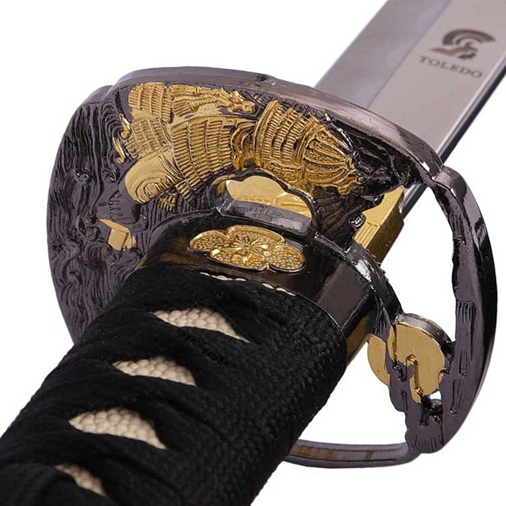 Катана, клинок 440 сталь, ножны деревянные черные, цуба латунь