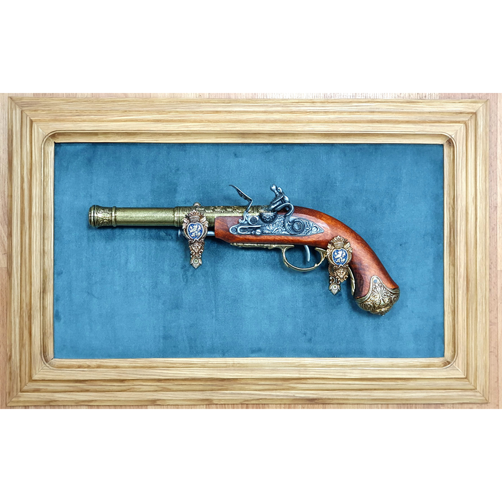 Пистолет кремневый для леворукого стрелка, Индия 18 век, цвет латунь