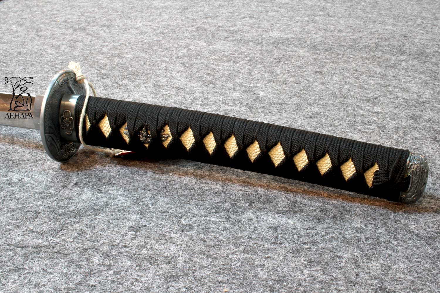 Катана, клинок 440 сталь, ножны деревянные бордовые, цуба под серебро