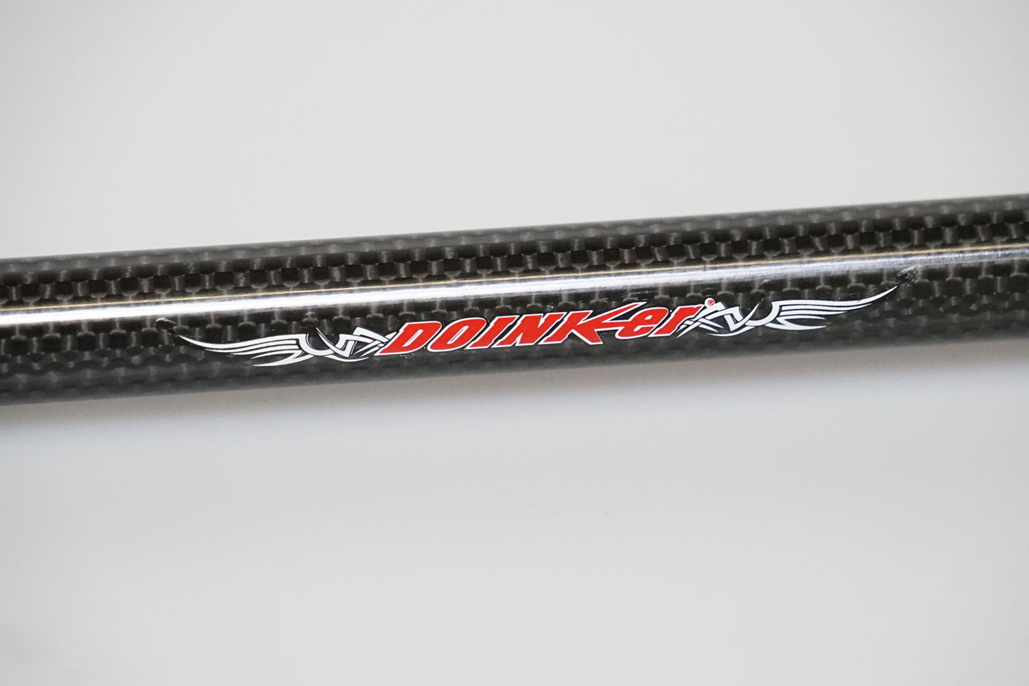 Стабилизатор для лука Avencee Doinker Supreme Carbon, длина 30", вес 147 гр, цвет черный, грузик сер