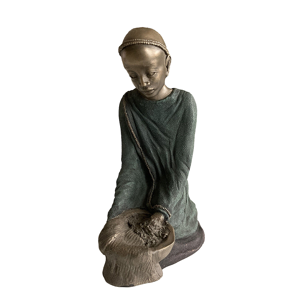 Фигурка Дети Масаи-Бахия,сидящая,патина,полистоун