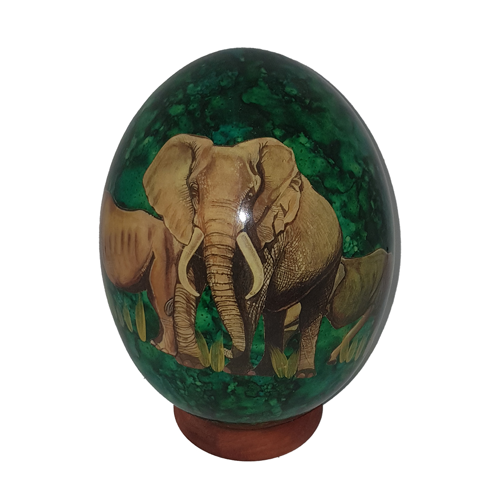 Яйцо страусиное бирюзовое