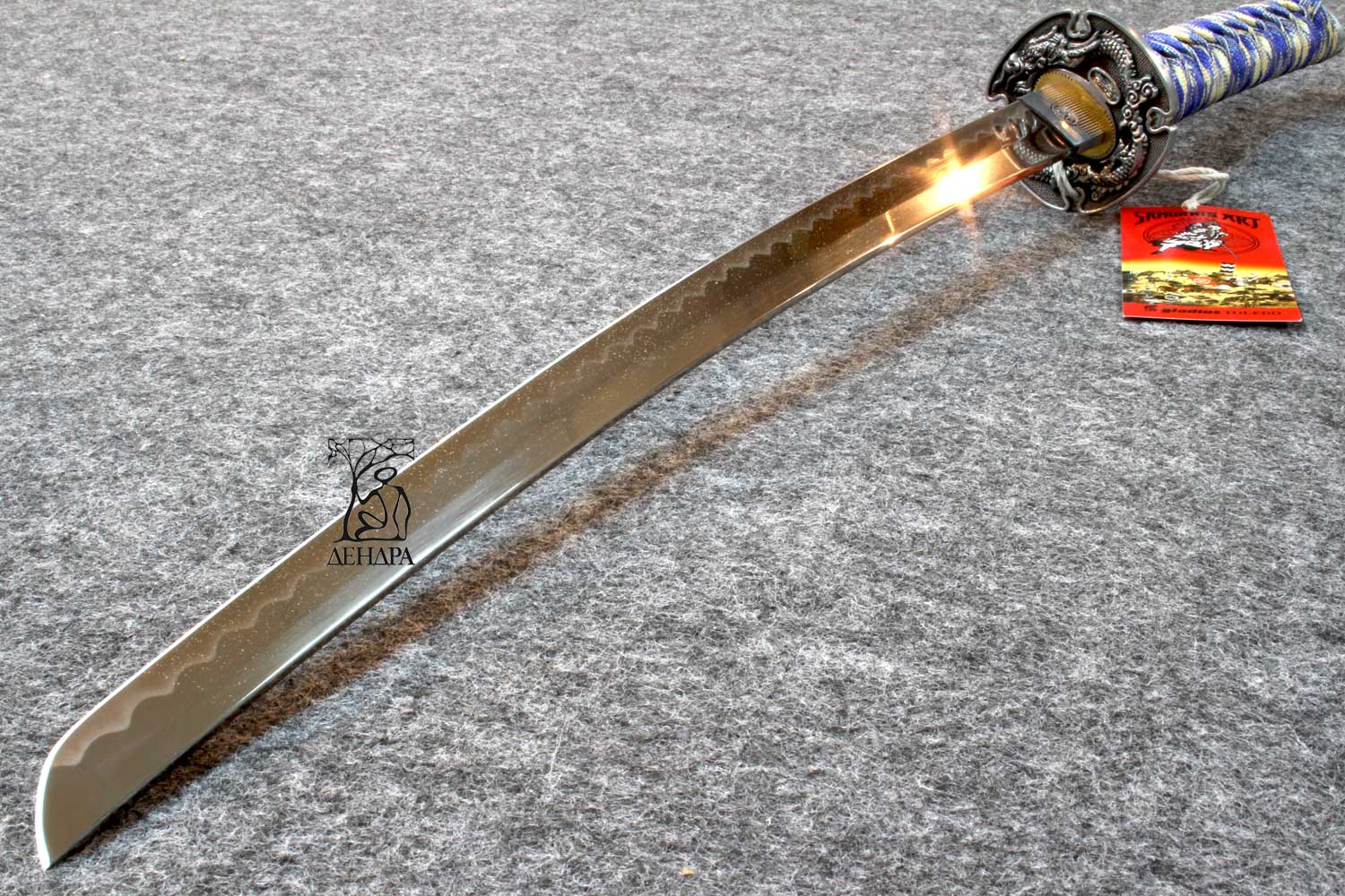 Вакидзаси, цвет серо-голубой, рукоять плетёная, ножны плетёные, латунь