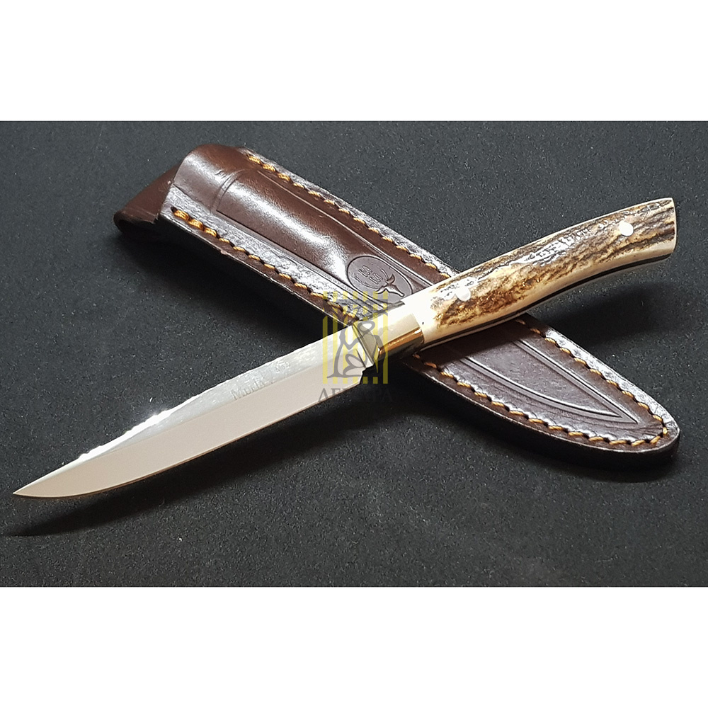 Нож "MA" с фикс клинком длиной 10 см, рукоять рог оленя, ножны кожа