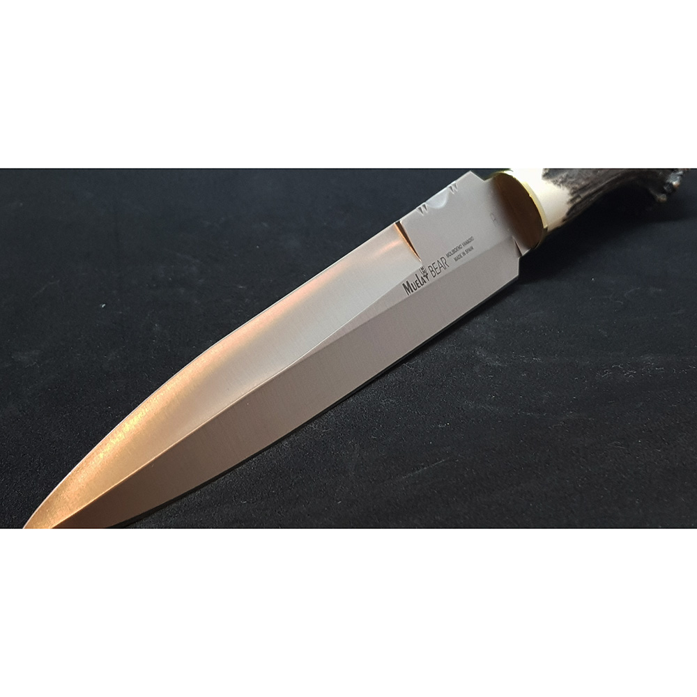 Нож "BEAR" с фикс клинком длиной 24 см, рукоять рог оленя с кроной, ножны кожа