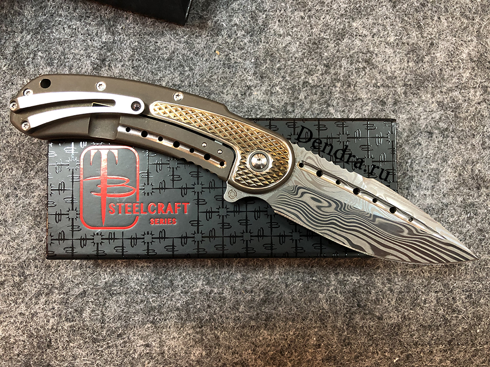 Нож Bodega, сталь Damasteel, длина клинка 3.875″, рукоять титан, золото с бронзой и серебром, дол