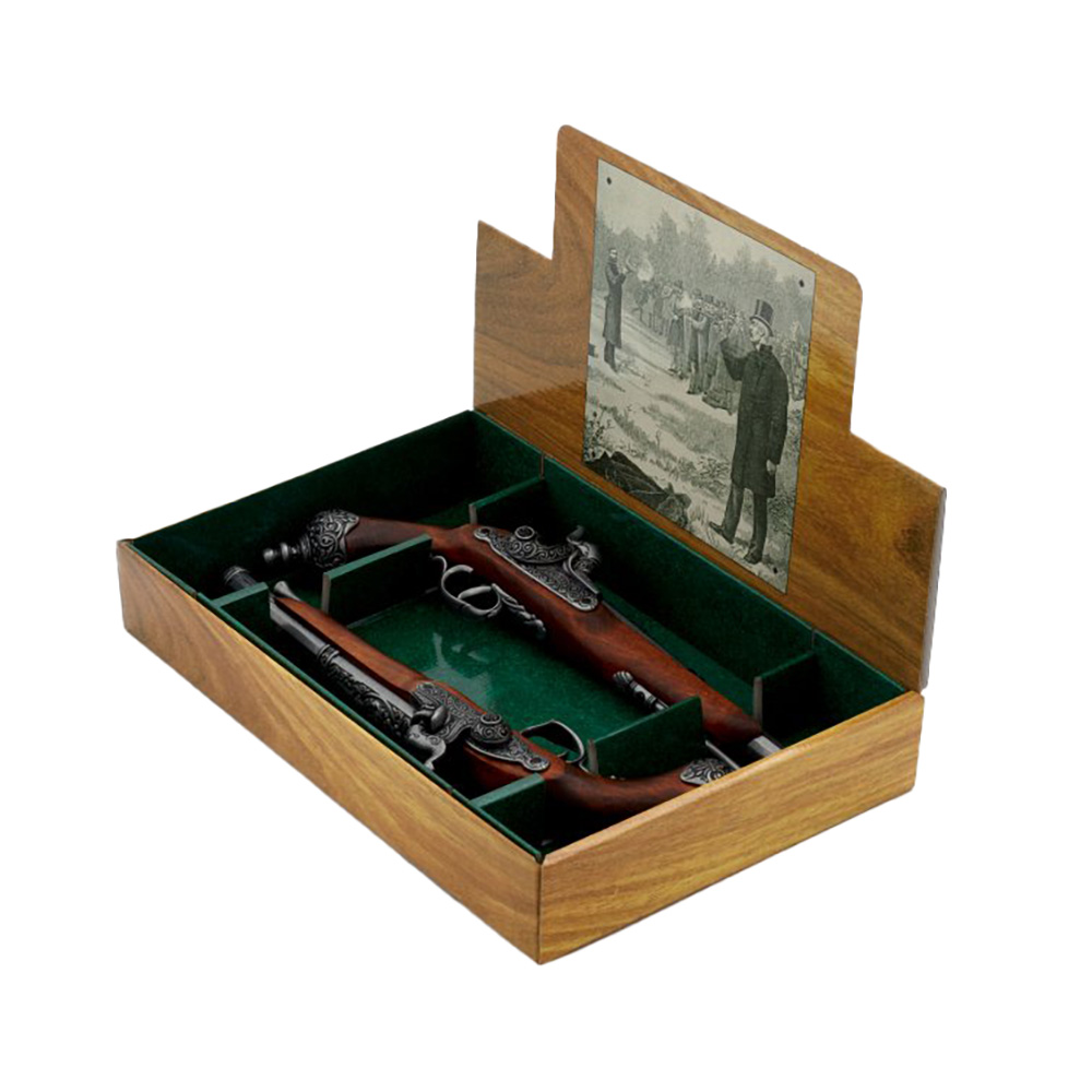 Пистолет кремн.Бресция.Италия 1825г, латунь, комплект 2 еденицы