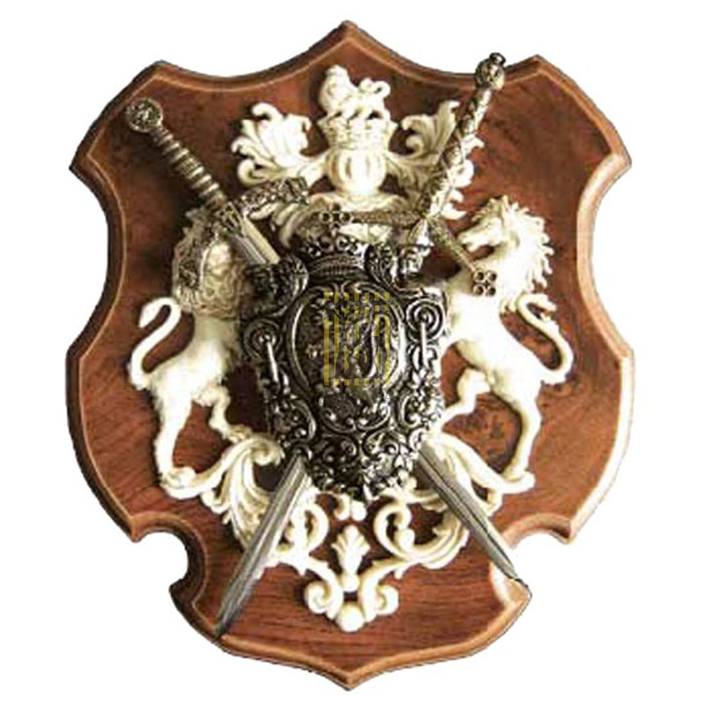 Панно: щит, 2 меча