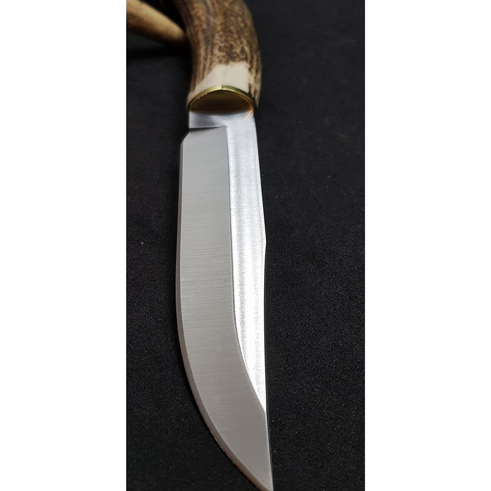 Нож "GRED" с фикс клинком длиной 13 см, рукоять рог оленя, ножны кожа