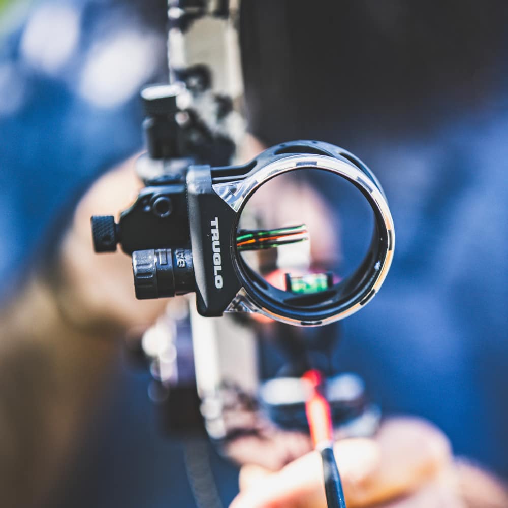 Прицел для блочного лука Veros, 3 пина PRO-BRITE  с уменьшающимся диаметром, горизонтальная/вертикал