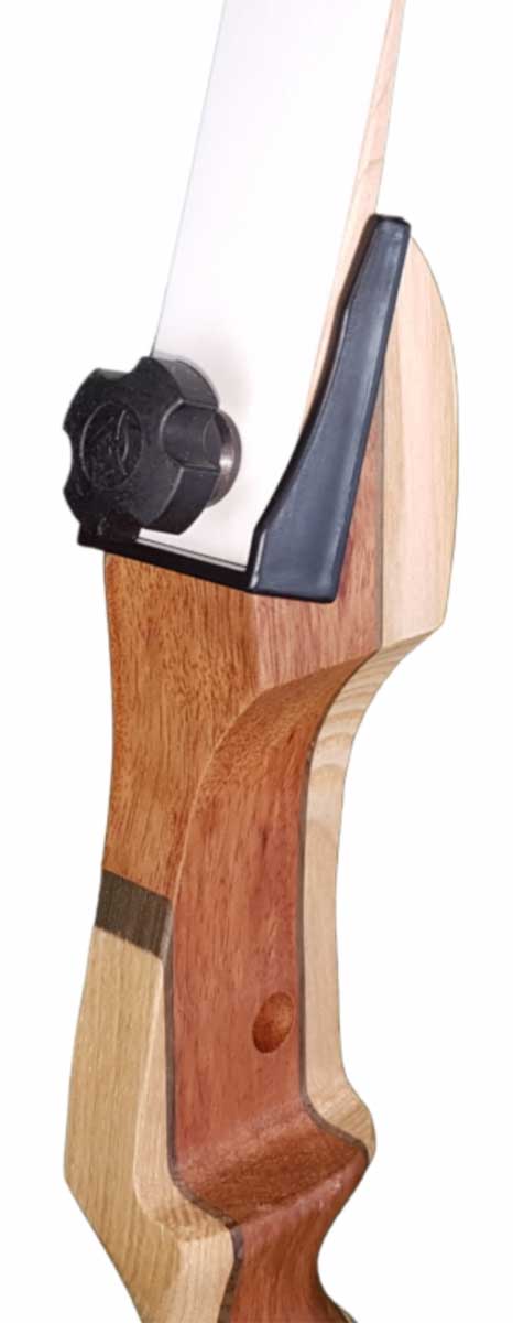 Лук классический Exceed, длина 62", сила 14 lbs, рукоять дерево длина 20", плечи дерево фом, правый,