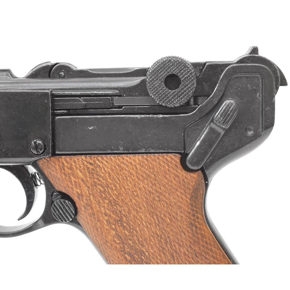 Пистолет Люгера системы "парабеллум" P08, Германия, 1898 год, пластиковые накладки цвет дерево.