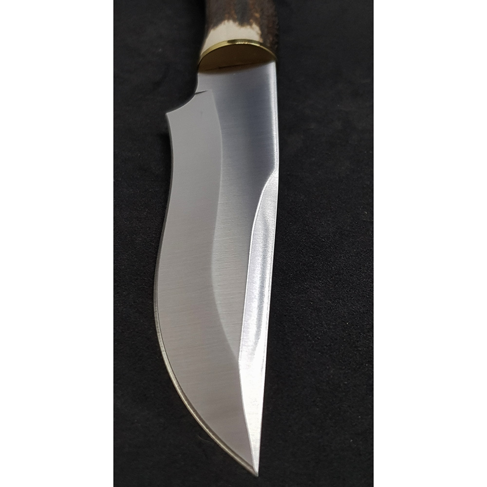 Нож "MAGNUM" с фикс клинком длиной 19 см, рукоять рог оленя, ножны кожа