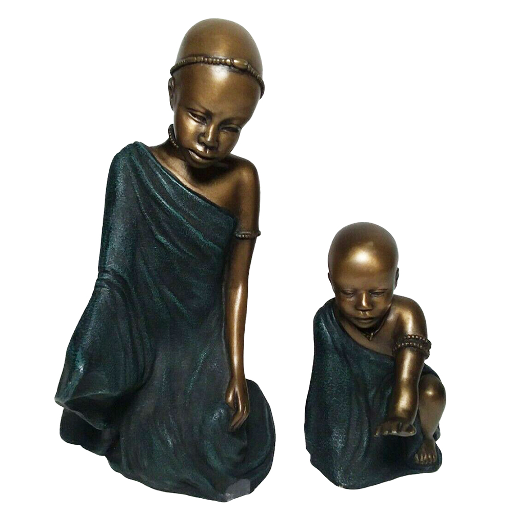 Фигурка Дети Масаи-Нафула и Ньери,сидящ,патина,полистоун