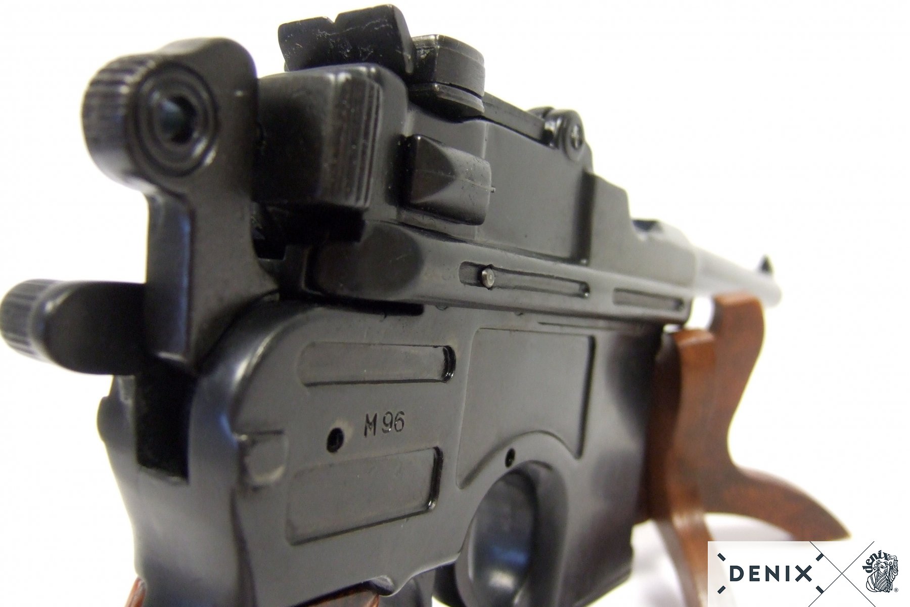 Маузер К96 самозарядный пистолет, колибр 7,63, разработан в 1898г