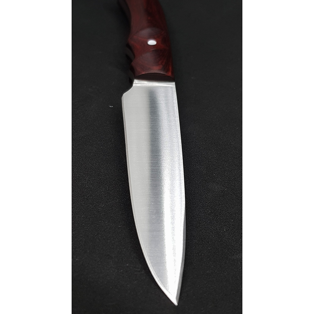 Нож "CRIOLLO" с фикс клинком длиной 17 см, рукоять красная микарта, ножны кожа