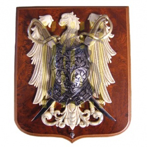 Панно 2 меча с орлом и нагрудником,28см