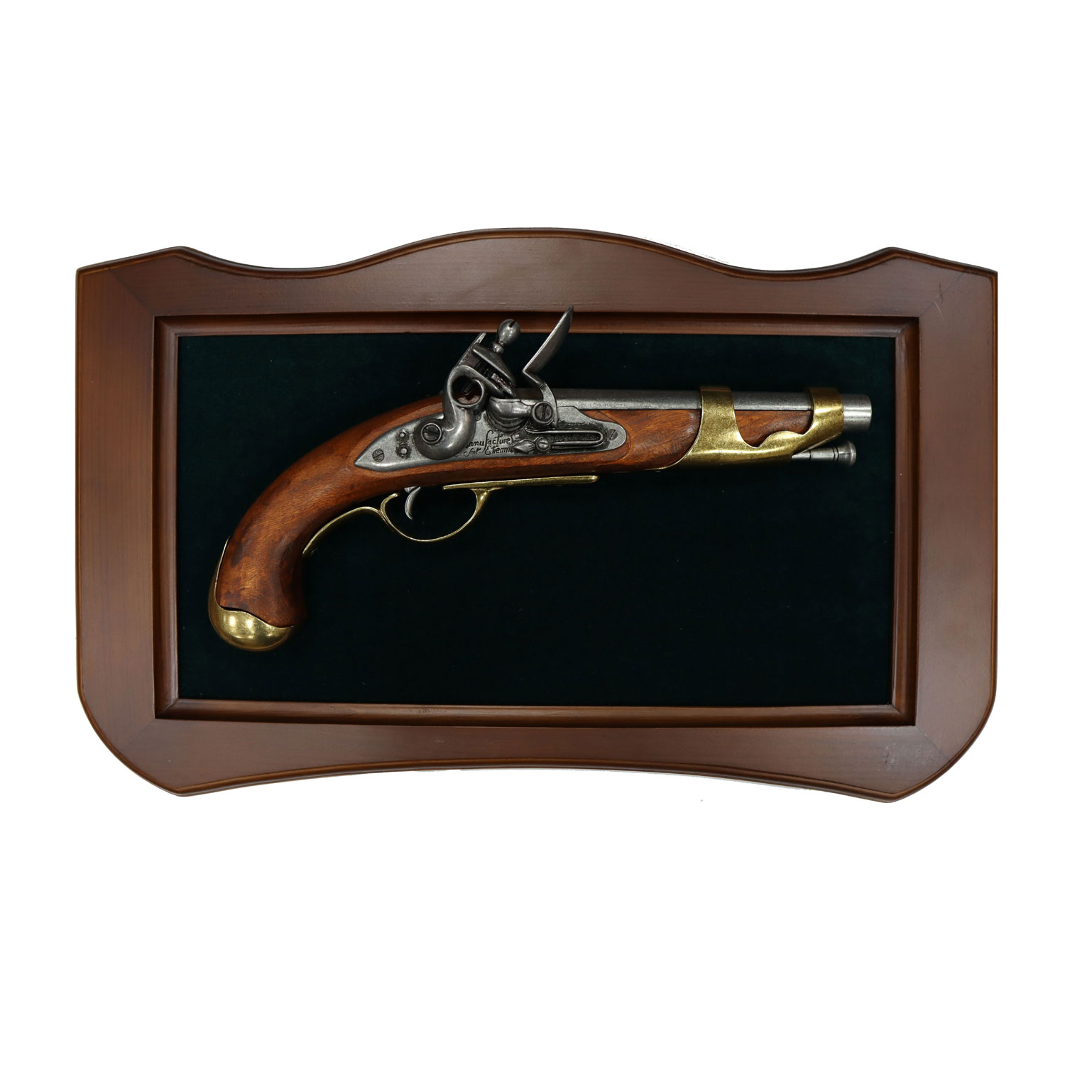 Кремневый пистолет XVIIIв, (латунь) на бархатном панно. Интерьерная композиция.