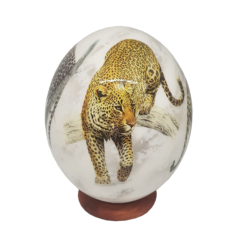 Яйцо страусиное декорированное