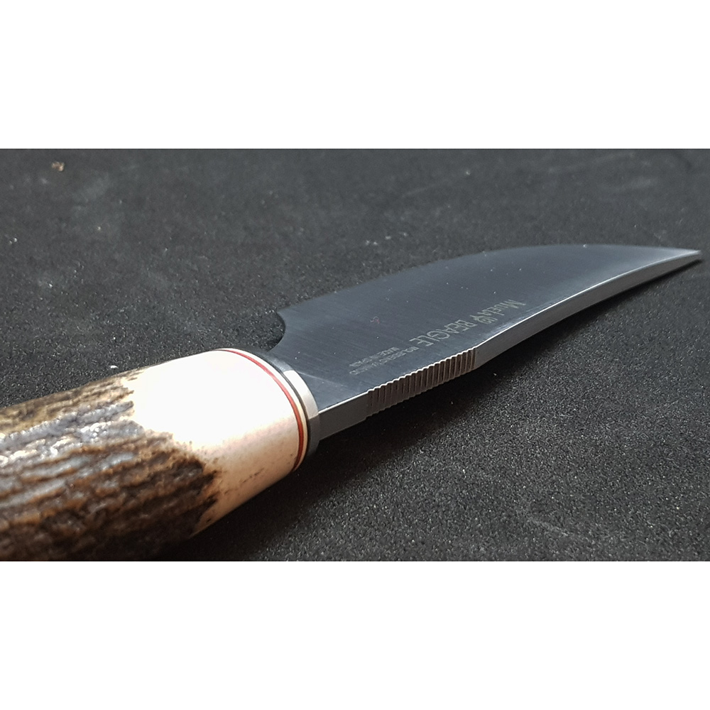 Нож "BEAGLE" с фикс клинком длиной 11см, рукоять рог оленя, ножны кожа