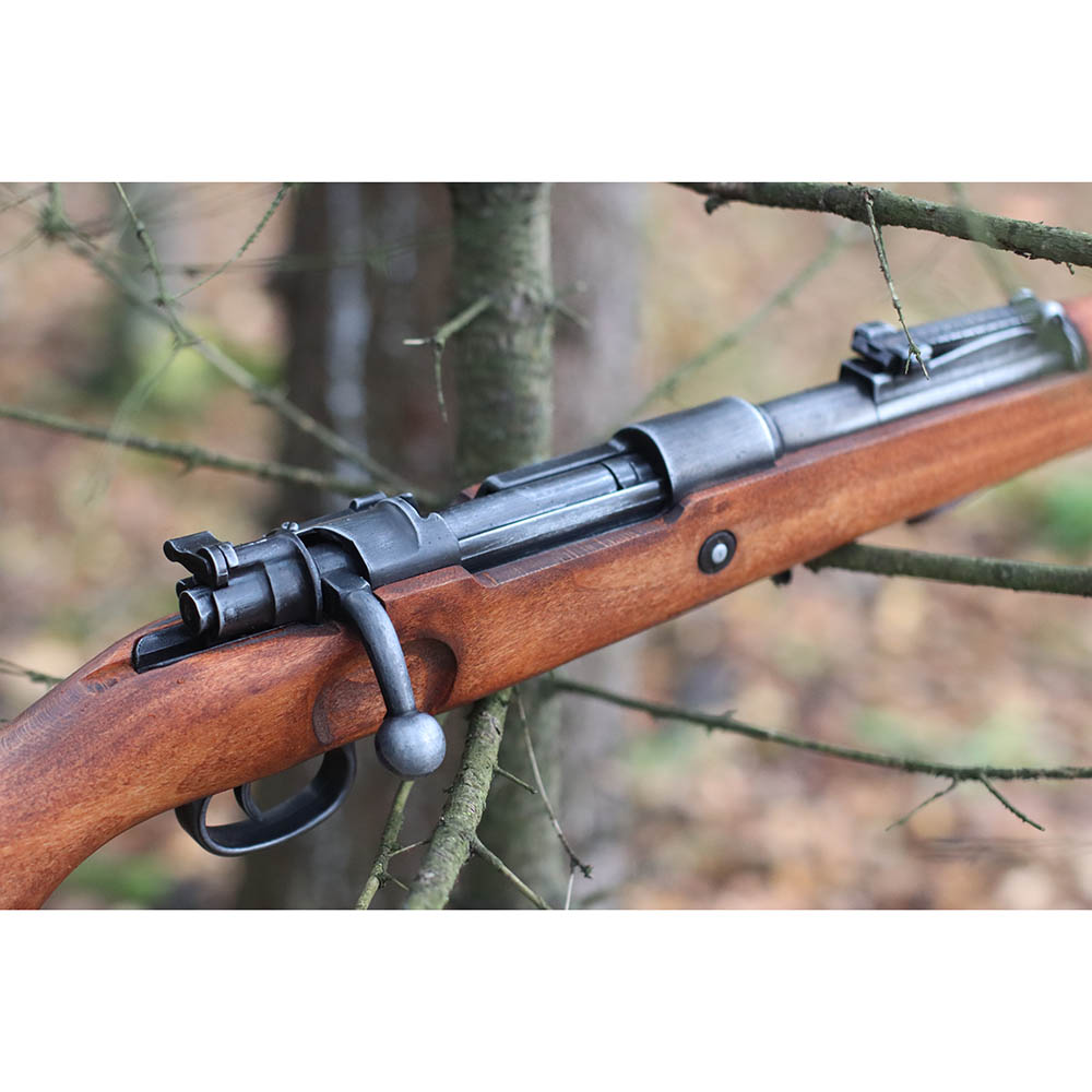 Карабин 98K, разработан Маузером, 2-я Мировая война, выпуск 1935 г, Германия с кожаным ремнем, соста