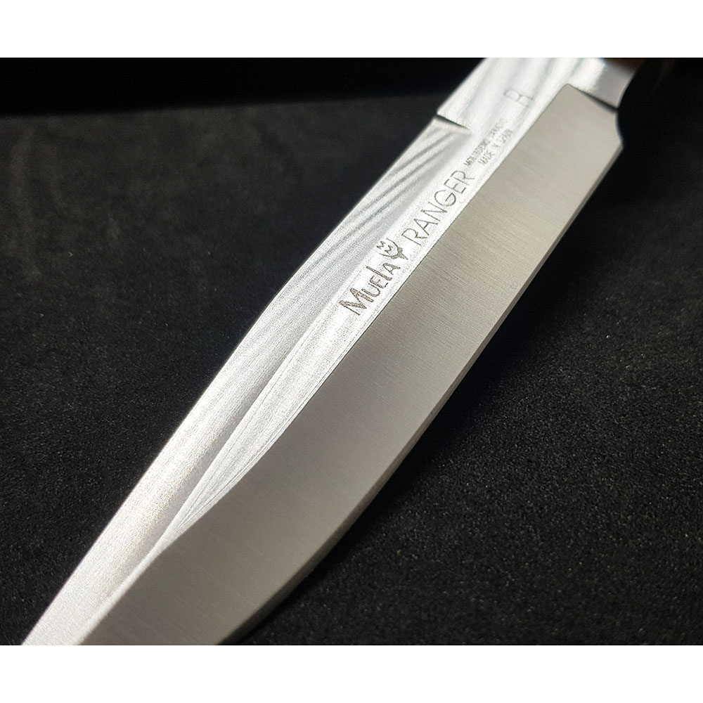 Нож "RANGER" с фикс клинком длиной 14 см, рукоять красная микарта, ножны кожа