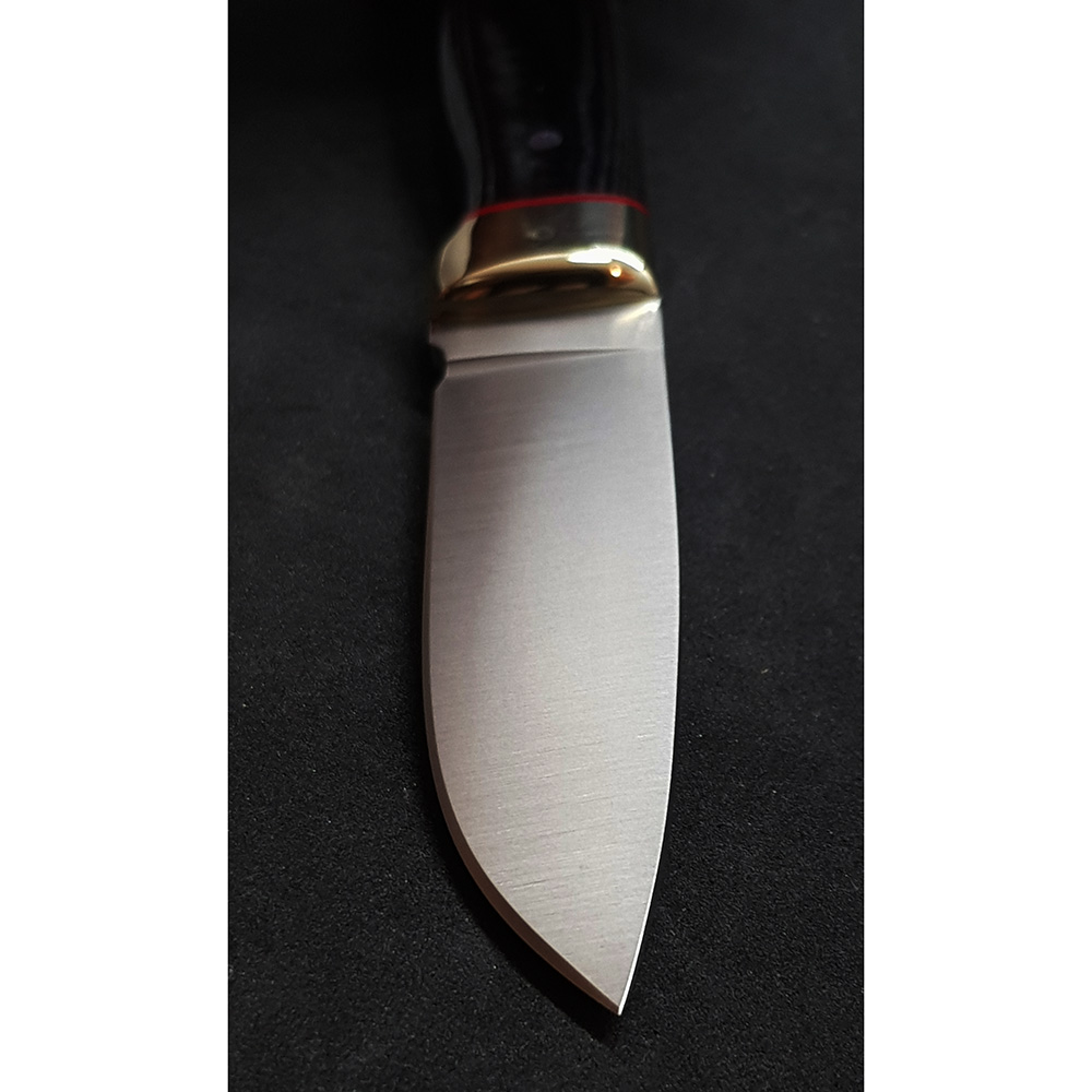 Нож "KODIAK" с фикс клинком длиной 10 см, рукоять черная микарта, ножны черная кожа