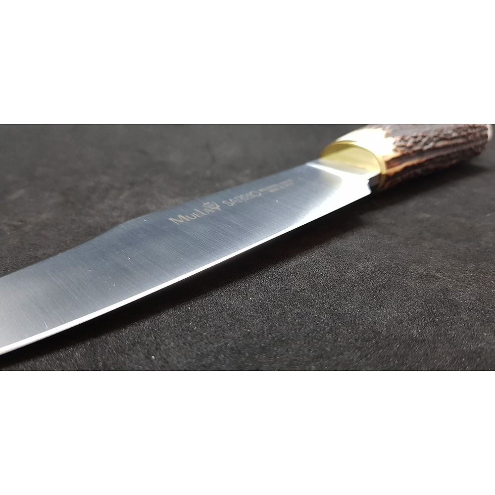 Нож "SARRIO" с фикс клинком длиной 19 см, рукоять рог оленя, ножны кожа