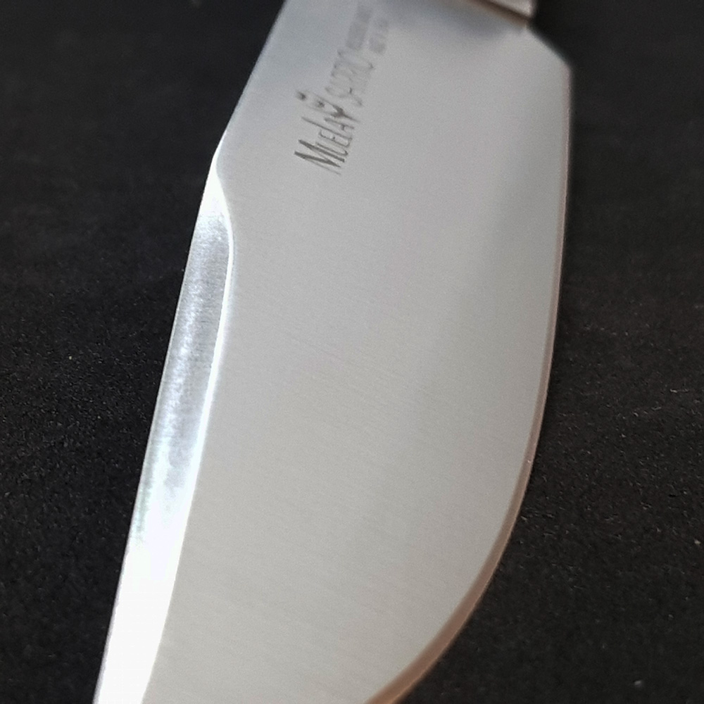 Нож "SARRIO" с фикс клинком длиной 19 см, рукоять рог оленя, ножны кожа