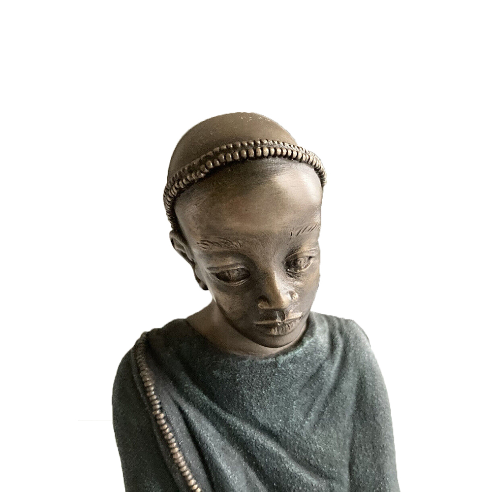 Фигурка Дети Масаи-Бахия,сидящая,патина,полистоун