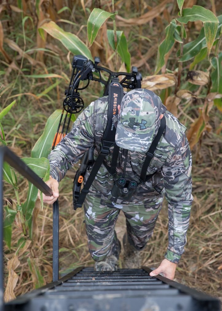 Арбалет SUB-1 2019, начальная скорость 385 фут в сек, усилие 95Lbs, натяжитель, чехол в комплекте, цве